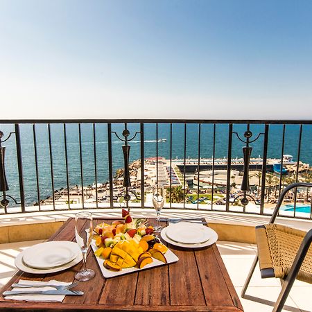 Riviera Hotel And Beach Lounge, Beirut Bagian luar foto